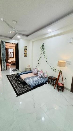 Stay with RM homes in chattarpur (Pvt. Apartments Vacation rental in New Delhi