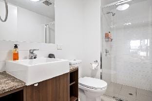 Brisbane Break Panoramic River Views Free Parking Vacation rental in Kangaroo Point