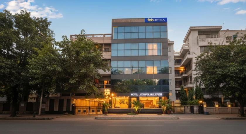 Hotel O Nirvana Residency Hotel in New Delhi