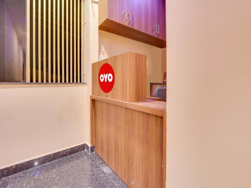 OYO SREE NAVYA GRAND HOTEL Hotel in Secunderabad