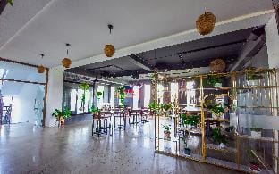2 Bedroom Apartment Apartment in Phnom Penh Province