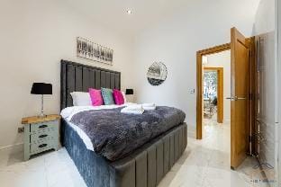 Victorian Style One-bedroom apartment Apartment in City of Westminster