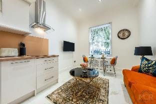 Victorian Style One-bedroom apartment Apartment in City of Westminster