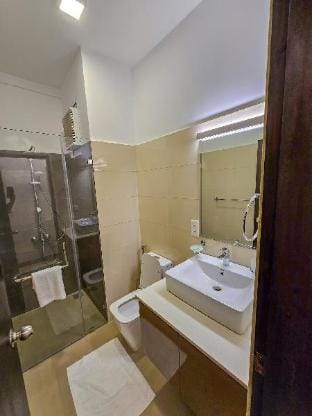 Ocean Breeze Elegant Studio Apartment Negombo Vacation rental in Negombo