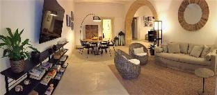 Croce Luxury Apartment with Air Conditioning - Wi-Fi Apartment in Syracuse
