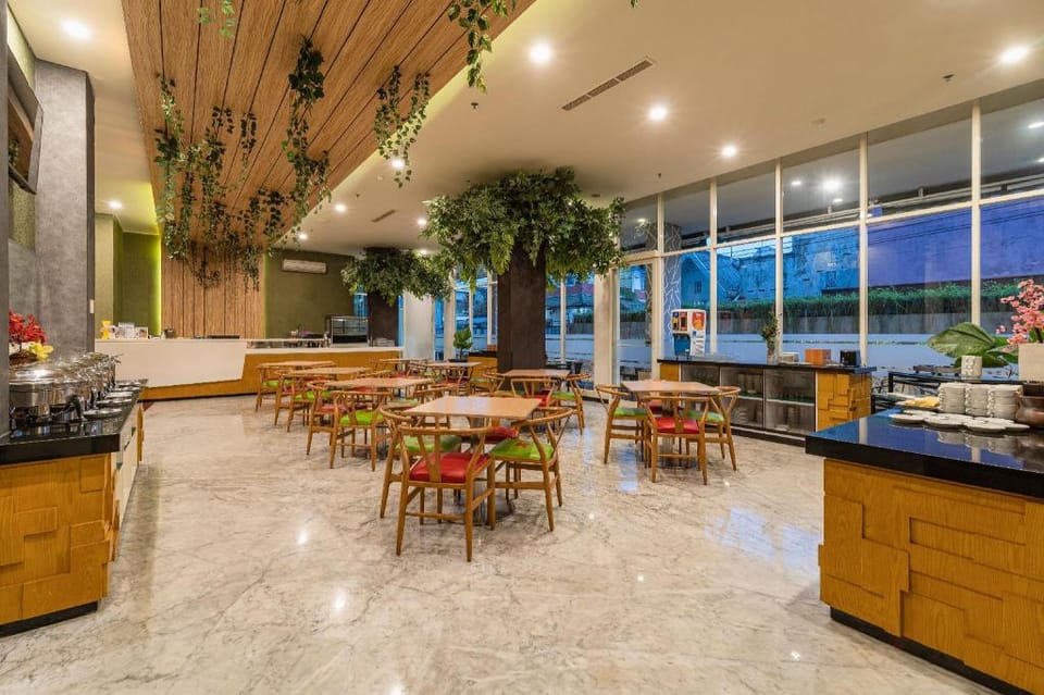 Ascent Hotel & Cafe Malang Hotel in East Java