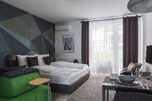 Private Hideaway on Corvin Promenade Apartment in Budapest