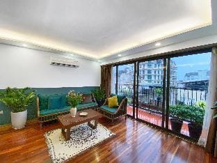 Nam Ngu Paradise Suites - Hoan Kiem lake Apartment in Hanoi