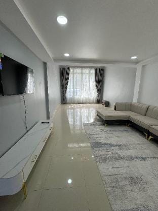 Superbe Maison Khmer  Vacation rental in Phnom Penh Province