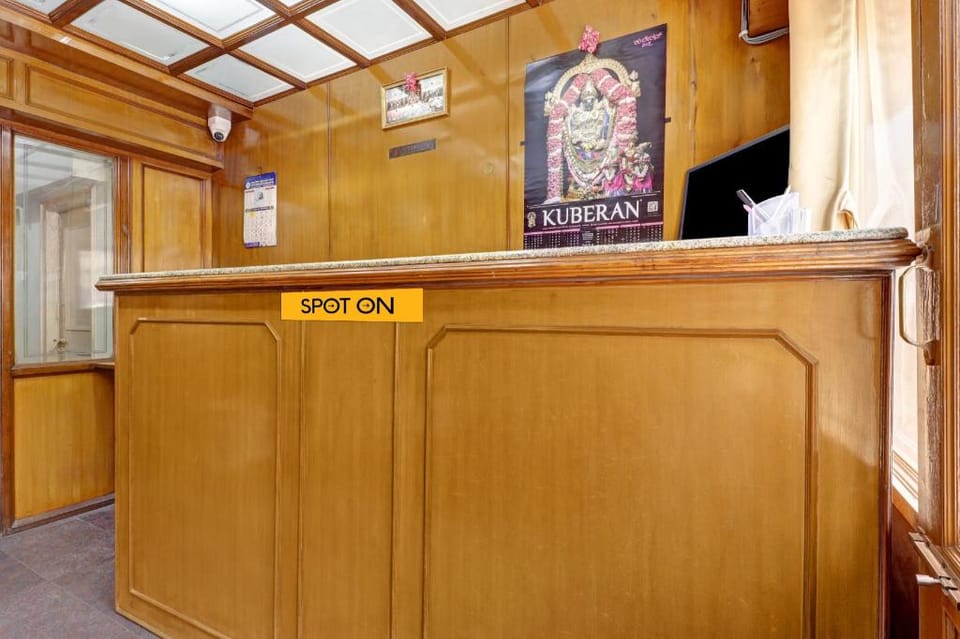 SPOT ON Hotel Shivalaya Deluxe Lodge Hotel in Bengaluru
