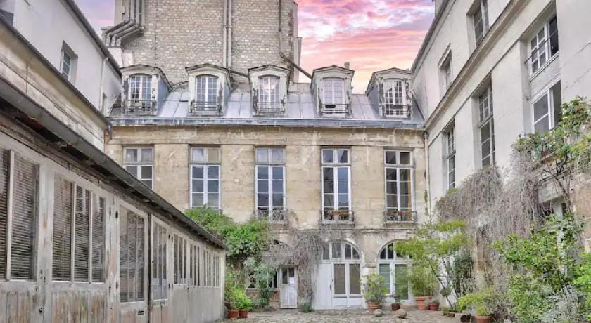 Geranimus St Paul Coeur de paris Apartment in Paris
