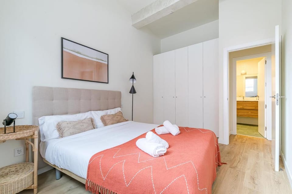 CATERINA Plaza Castilla Apartment in Madrid