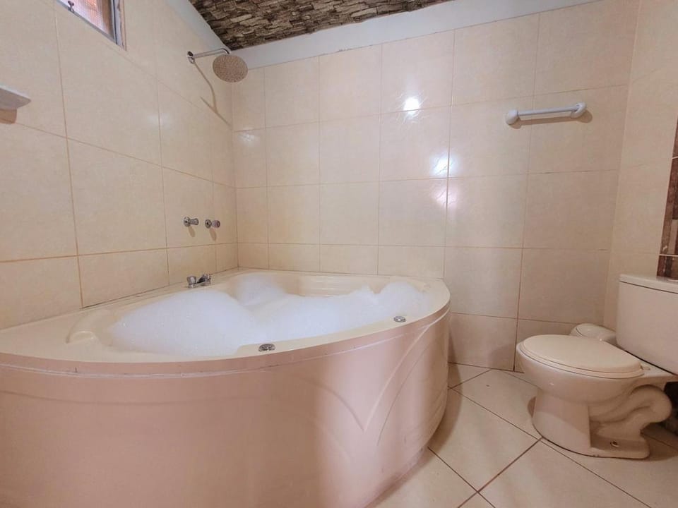 Illari Wari II-Hotel Sauna Hotel in Ayacucho