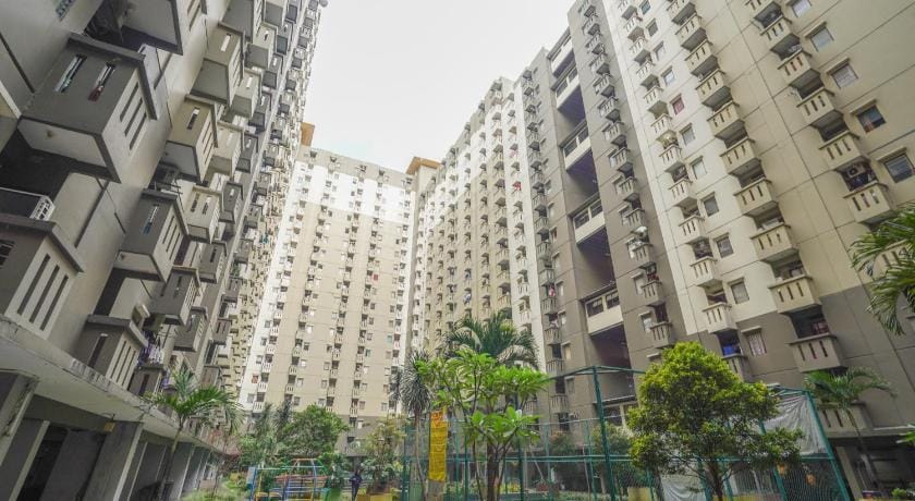 OYO 93545 Gateway Cicadas Apartment By Barbie Homestay Hotel in Bandung