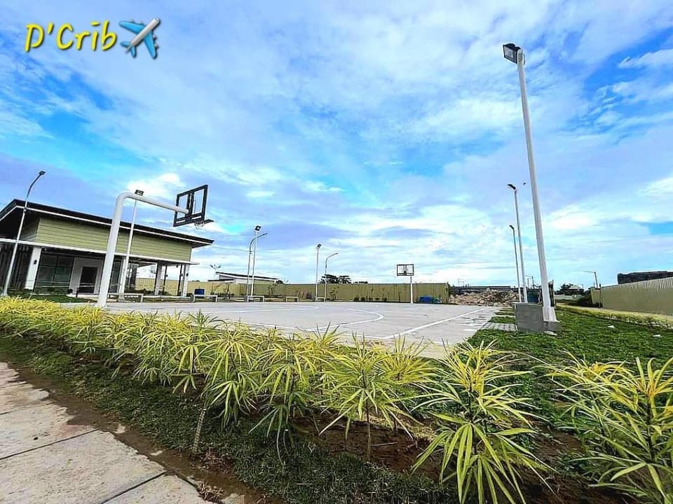 A Cozy Studio Unit Near Mactan Airport Apartment in Lapu-Lapu City