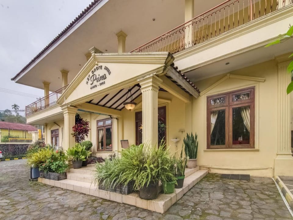 Resort Prima Cisarua Hotel in Cisarua