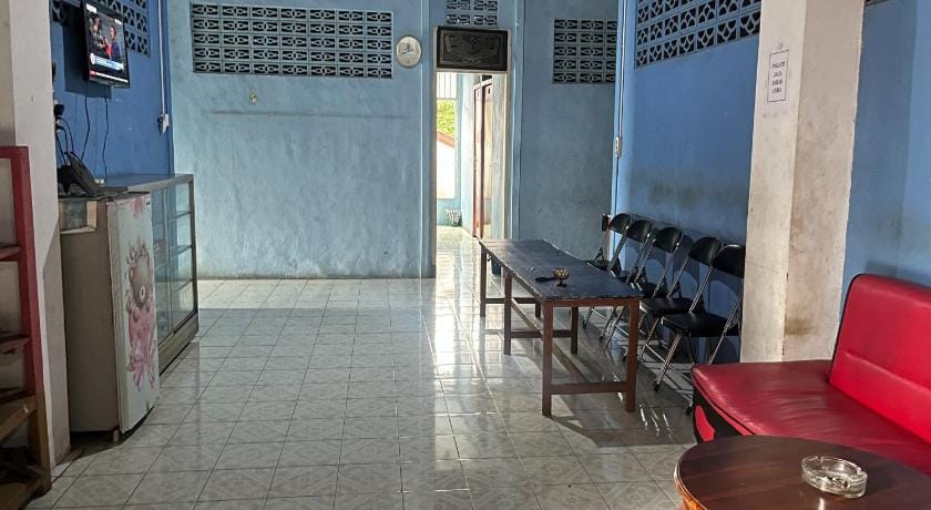 Hotel O Wisma Alam Syariah Near PLN GARDU INDUK MAMUJU Hotel in Indonesia