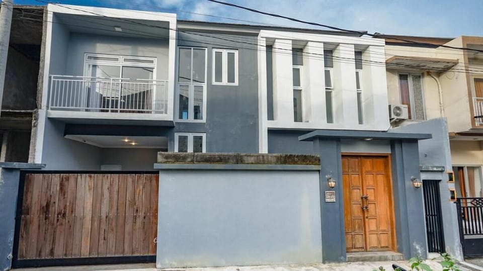 House Jimbaran Nusa Dua Kuta 3 Bedroom 9 Pax Jie 1 Vacation rental in Kuta Selatan
