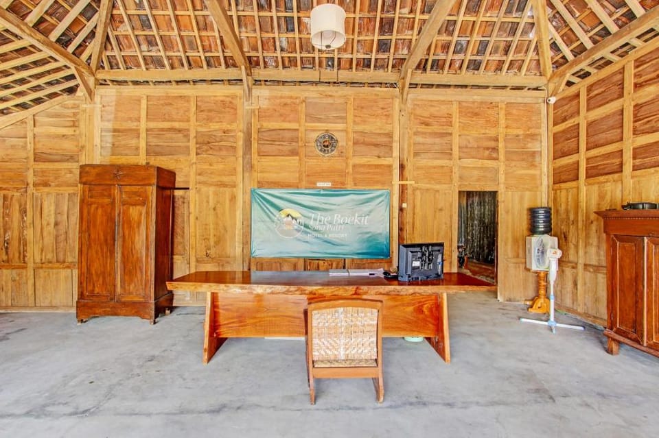 Capital O 93449 The Boekit Song Putri Resort Hotel in Special Region of Yogyakarta