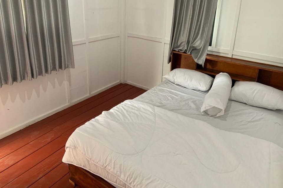 Capital O 93437 Embung Banteran CottageNearLapangan Banteran Hotel in Indonesia