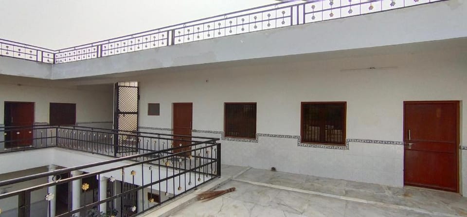 Krishna dhaam bungalow  Apartment in Uttar Pradesh