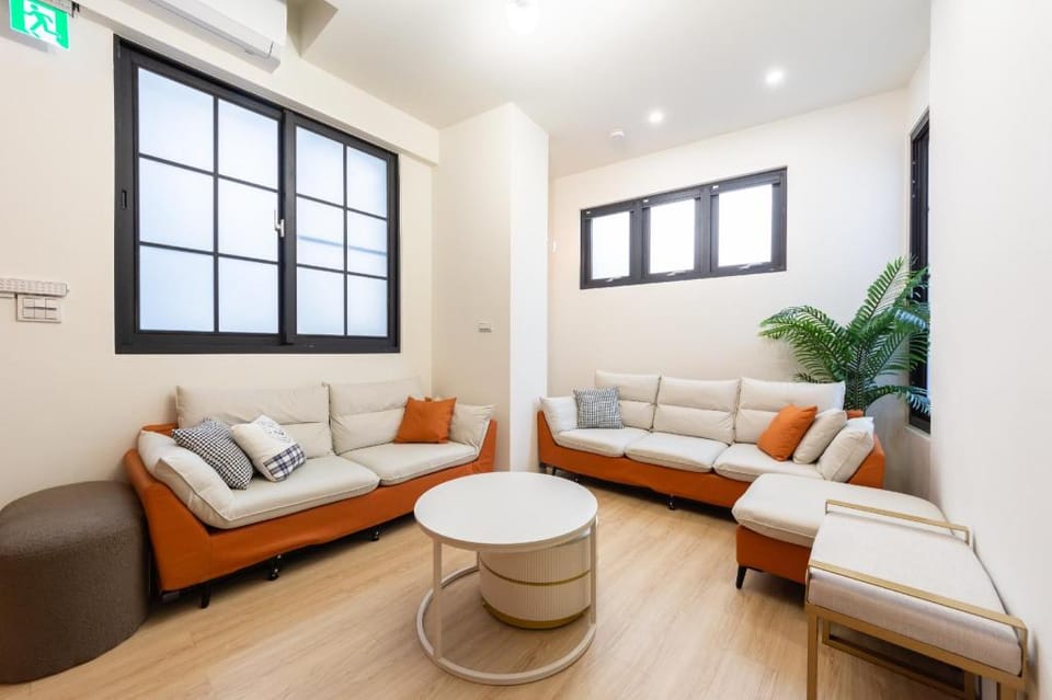 Nan Yi Style Homestay (南驛風尚民宿) Bed and Breakfast in Kaohsiung