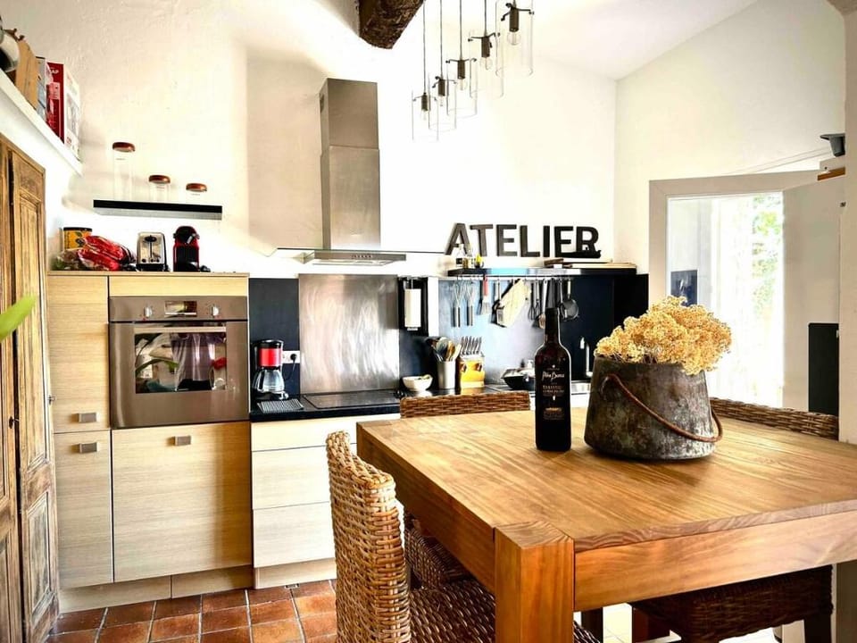 * Romantic getaway in Corsica * Vacation rental in Ajaccio