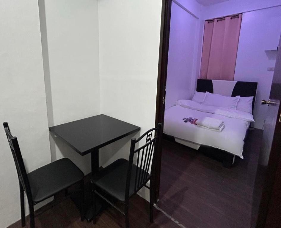 Night Stay 8PM-8AM EKG MANILA House Rental Apartment in Makati