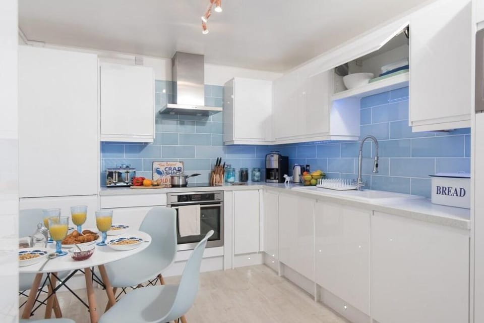Sennen Cove View- A corner of Cornish paradise Apartment in Sennen Cove