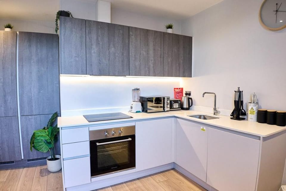 Pluxa Arctic Vacation rental in Harrow