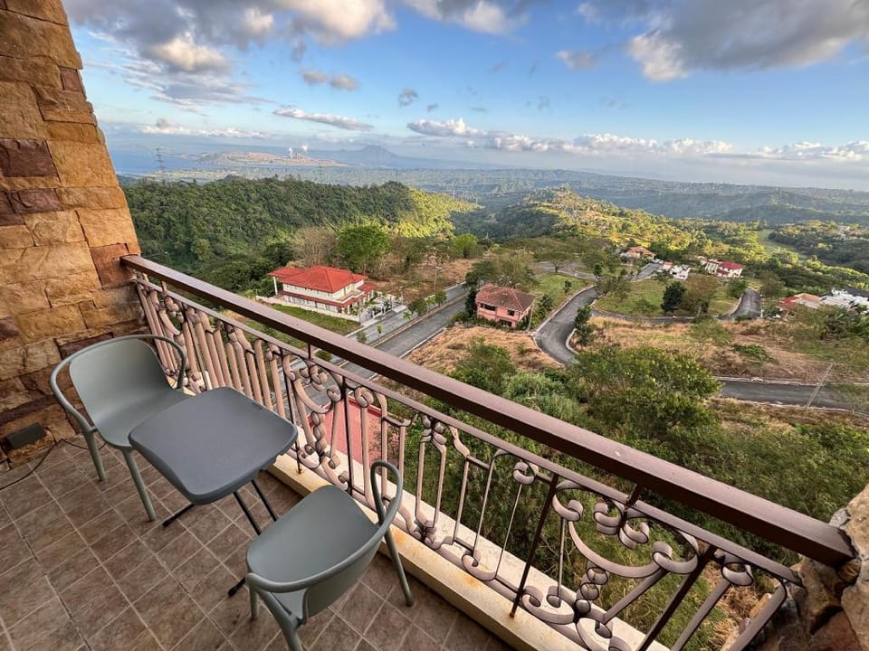 BC Pad at Splendido Taal Tower 1 Apartment in Calabarzon