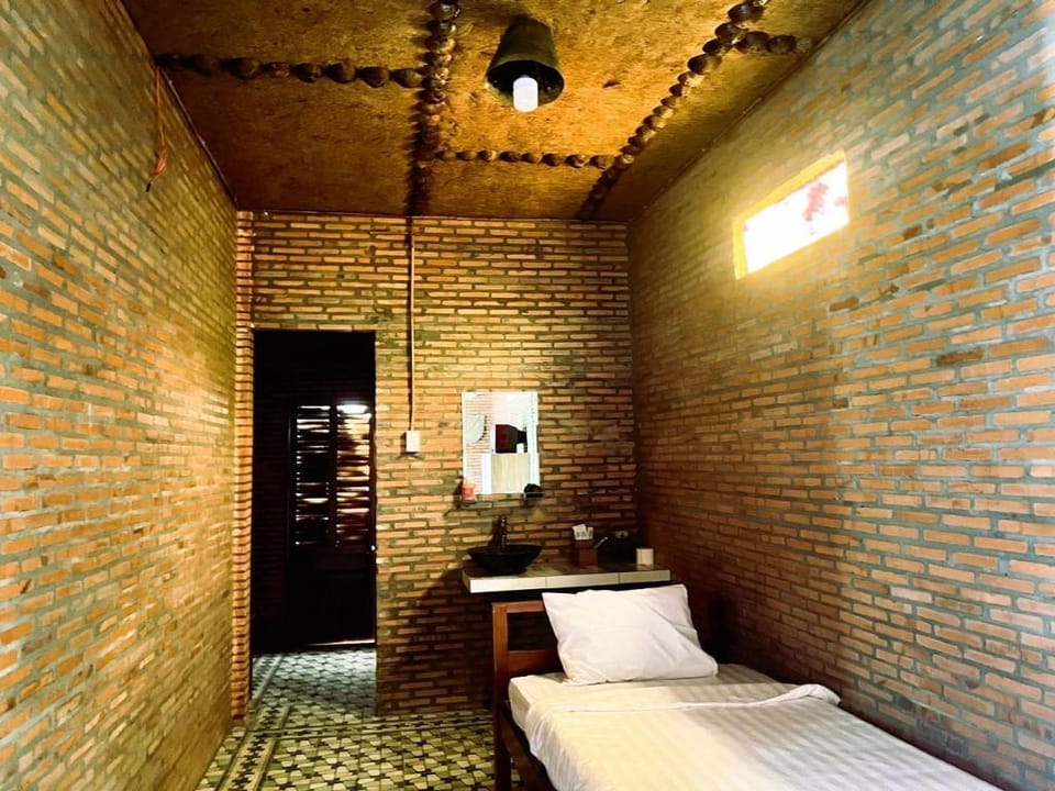 Nhà Dừa CocoHome Vinhlong - Unique-Peaceful -VIP7 Apartment in Cambodia