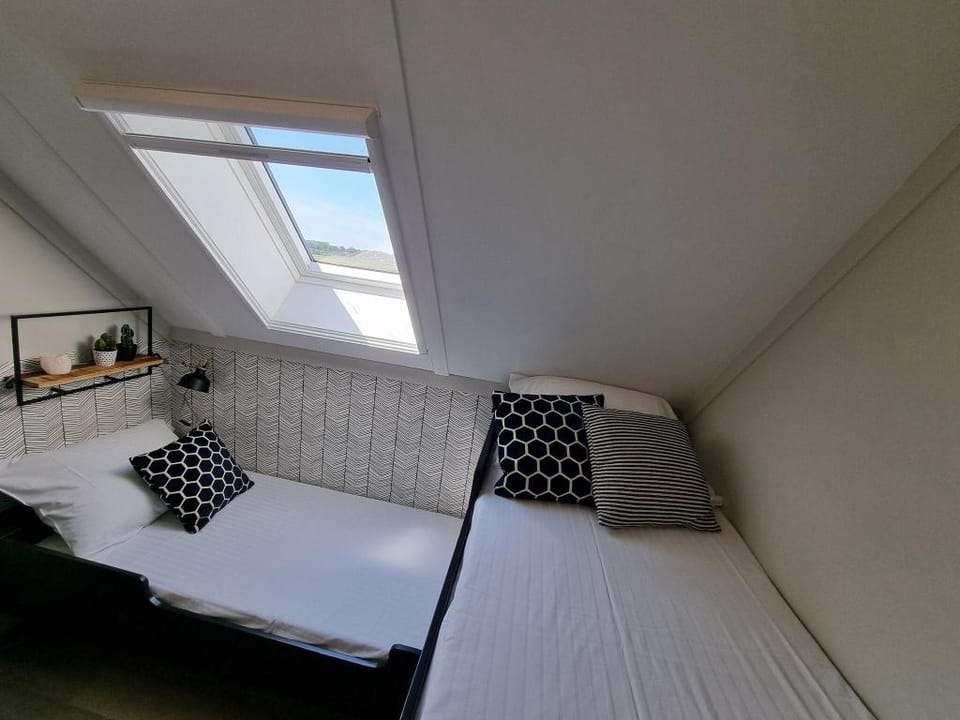 Water Villa in Balk with Private Jetty Vacation rental in Friesland, Netherlands