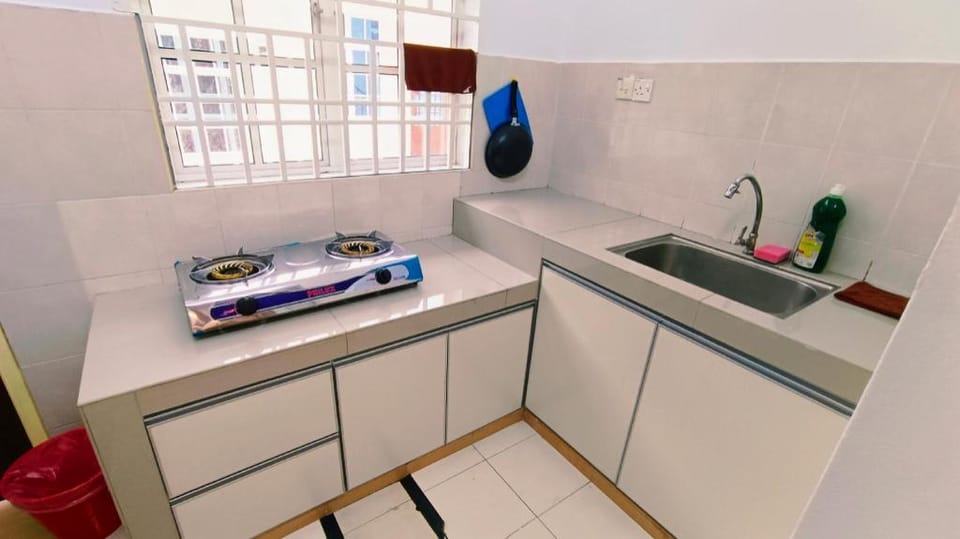 Shortstay Kulai Homesta 184 Tmn Gunung Pulai 3B11P Vacation rental in Johor