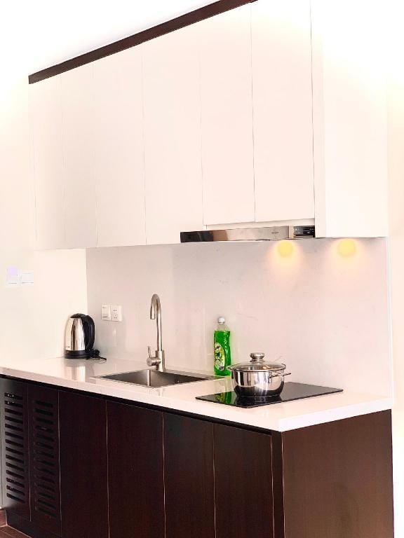 S2 Sapphire Hạ Long Căn studio view thành phố Apartment in Laos
