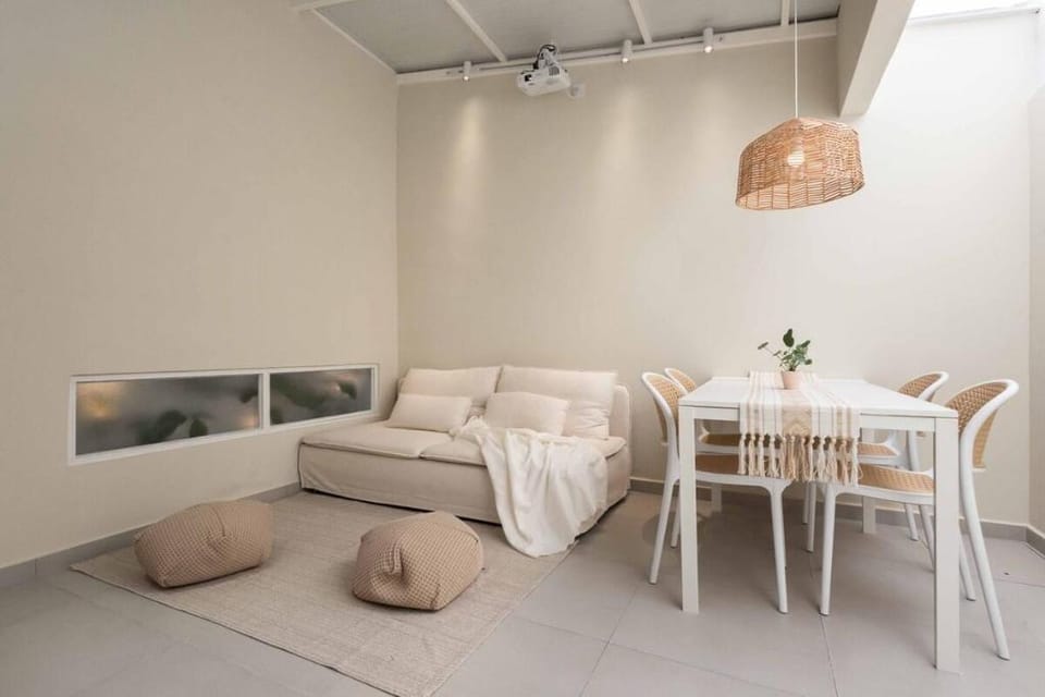 Rewind Ipoh - Pet allow homestay with bathtub Vacation rental in Ipoh