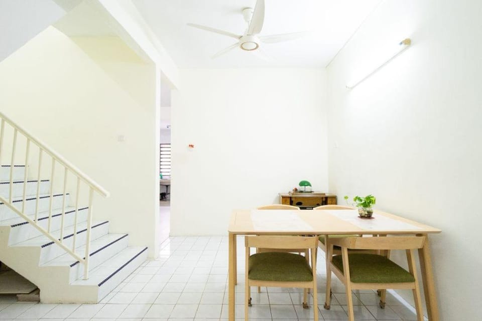 Sweet Night Menglembu Homestay Vacation rental in Ipoh