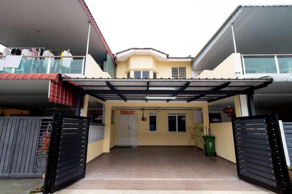 Sweet Night Menglembu Homestay Vacation rental in Ipoh