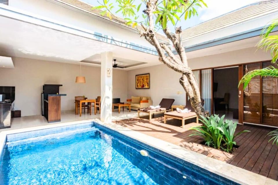 Romantic 1 BR Private Pool Villa IR39 Villa in North Kuta
