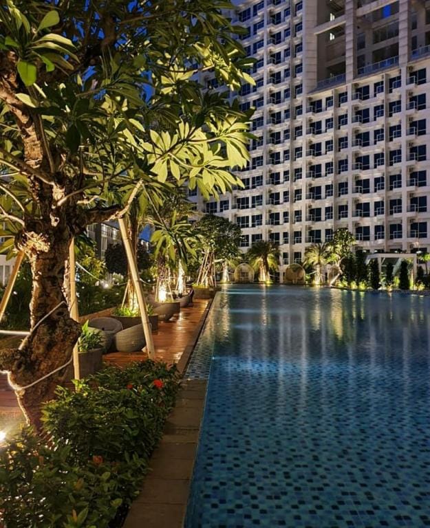 Free WIFI Nice and Modern Puri Mansion Apartment Apartment in Jakarta