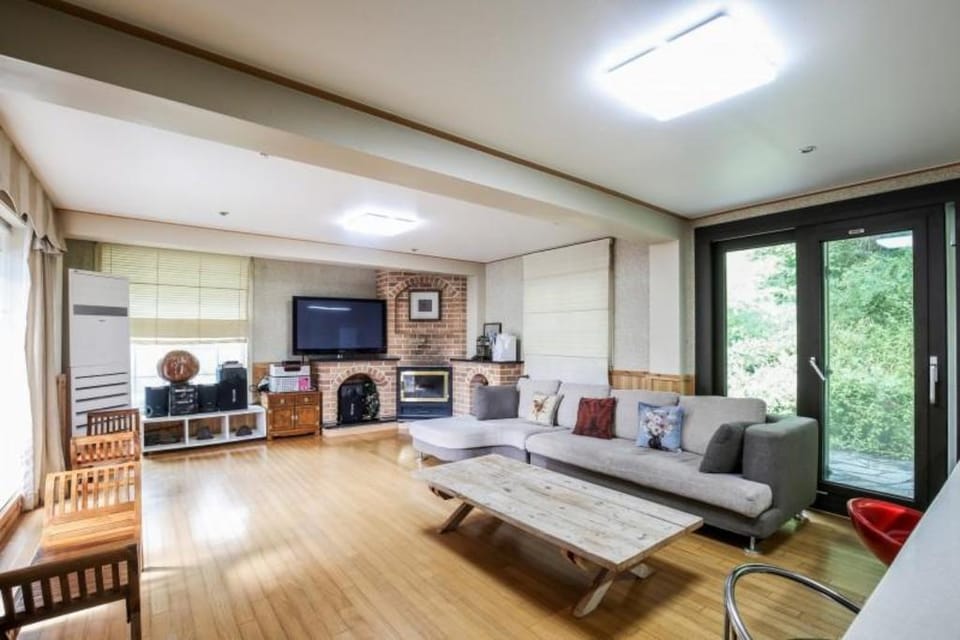 Gangneung Pine Hill Pension Bed and Breakfast in South Korea