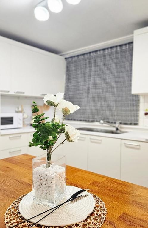 COZY STAY IN SINCHON (HONGDAI, SINCHON STA. 4 min from Sinchon Station) Vacation rental in Seoul