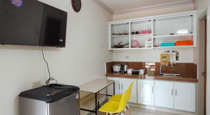 29 Palm's Panglao Suites Apartment in Panglao