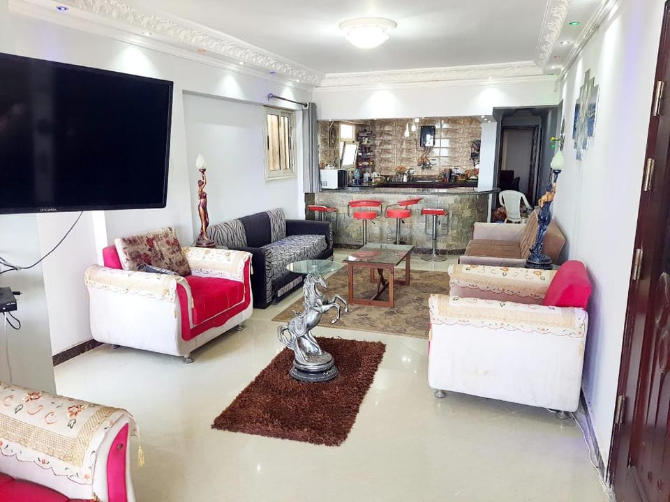 Sea view and montaza palace view Apartment in Alexandria