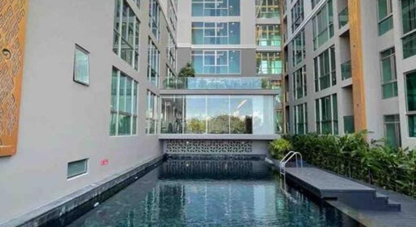 Erawan Luxury 2B2B Condo (2 Bedroom Luxury Apartment in Old City Center) Apartment in Chiang Mai