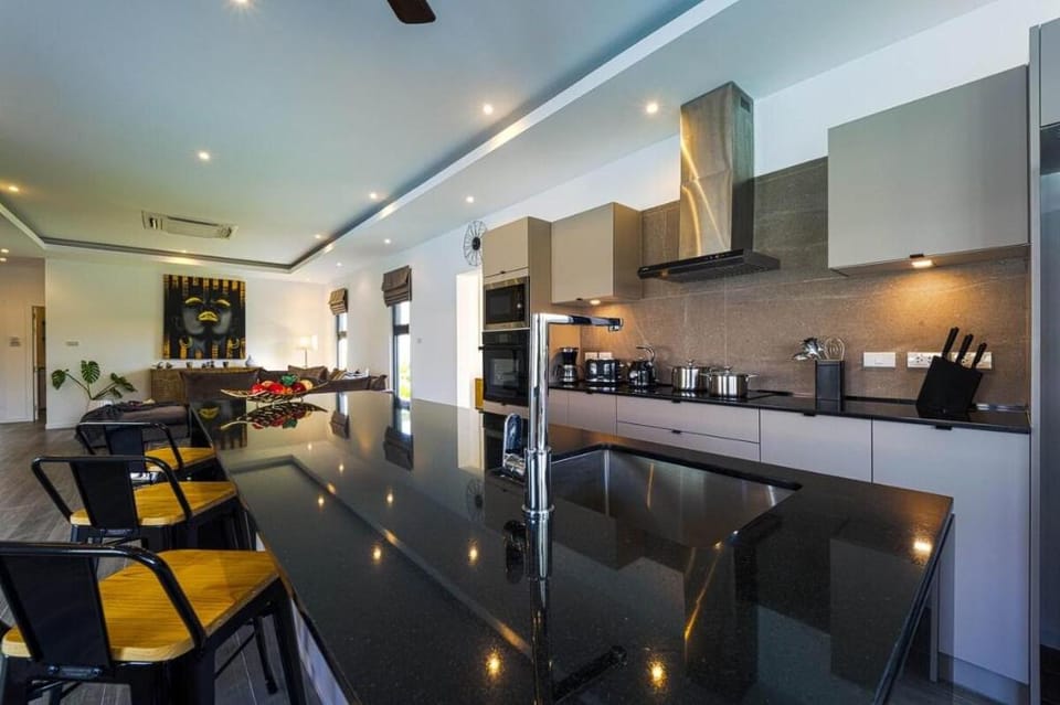 Modern 3 Bedroom Private Pool Villa (ML7) Villa in Hua Hin District