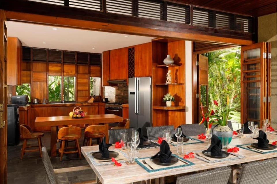 Precious Beach front 5 BR Private Villa Y012A Villa in West Selemadeg