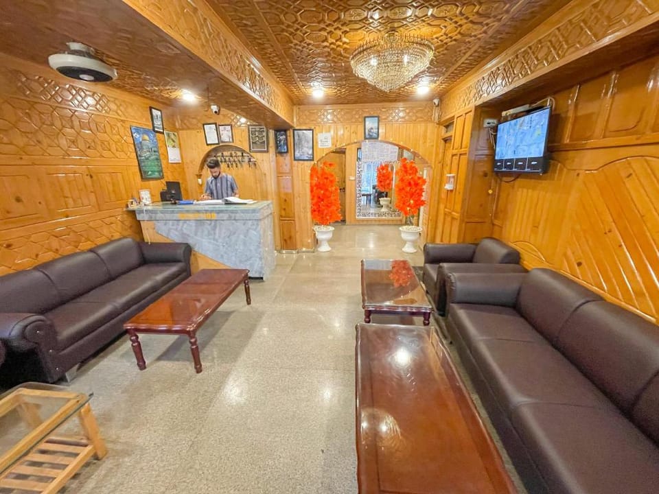 HOTEL TWON PALACE  Apartment in India
