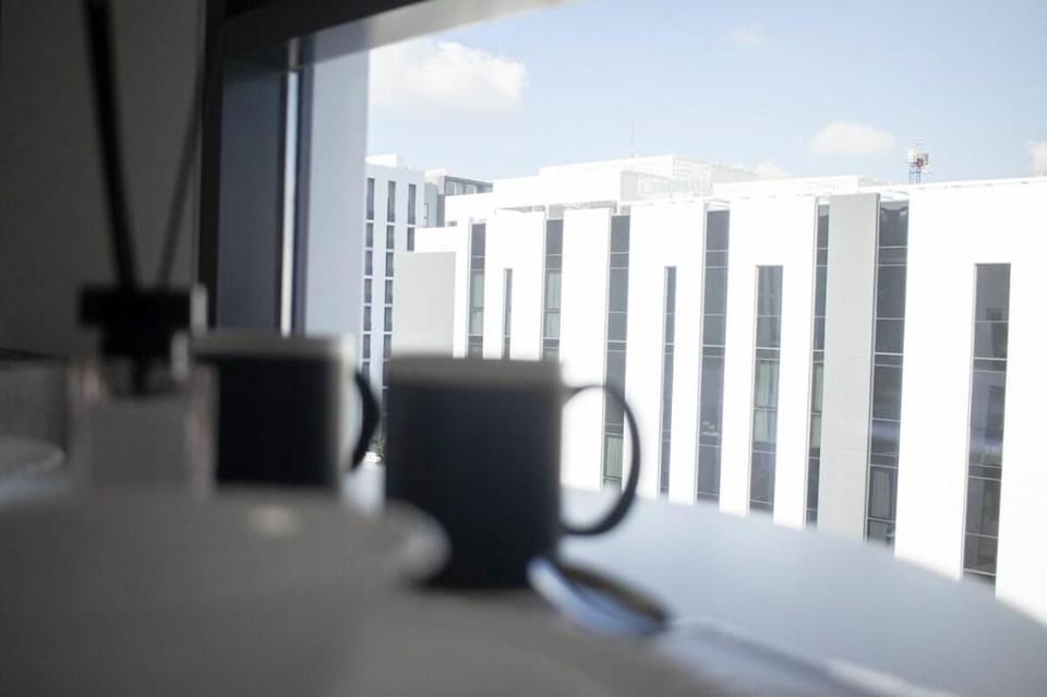 Take a 20 Mins driveto Dubai International Airport Vacation rental in Al Sharjah
