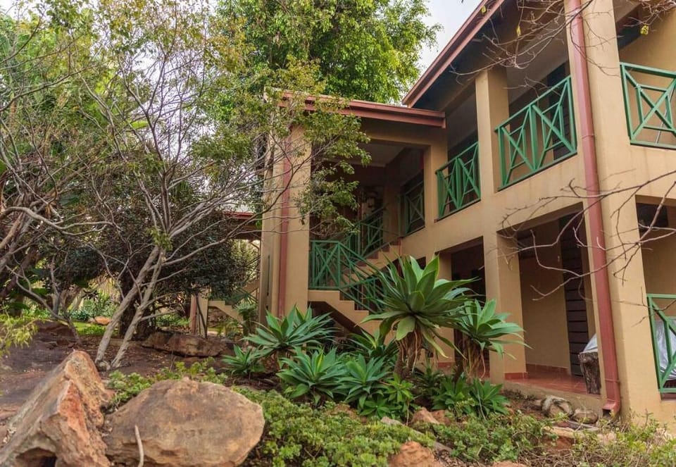 Urban Oasis-serene ✨self checkin & scenic views? Vacation rental in Pretoria